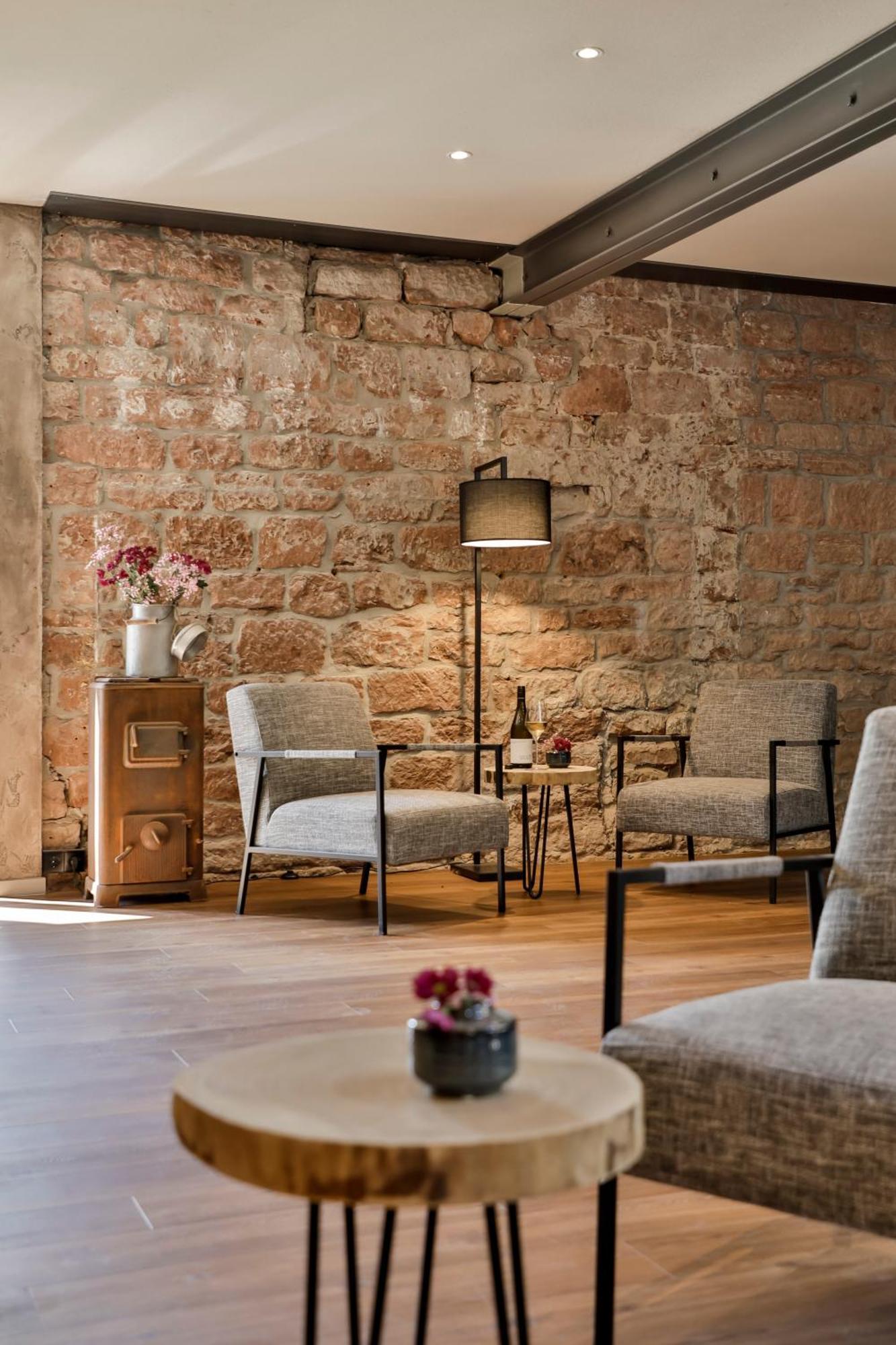 Weinhotel Fritz Walter 3* Niederhorbach